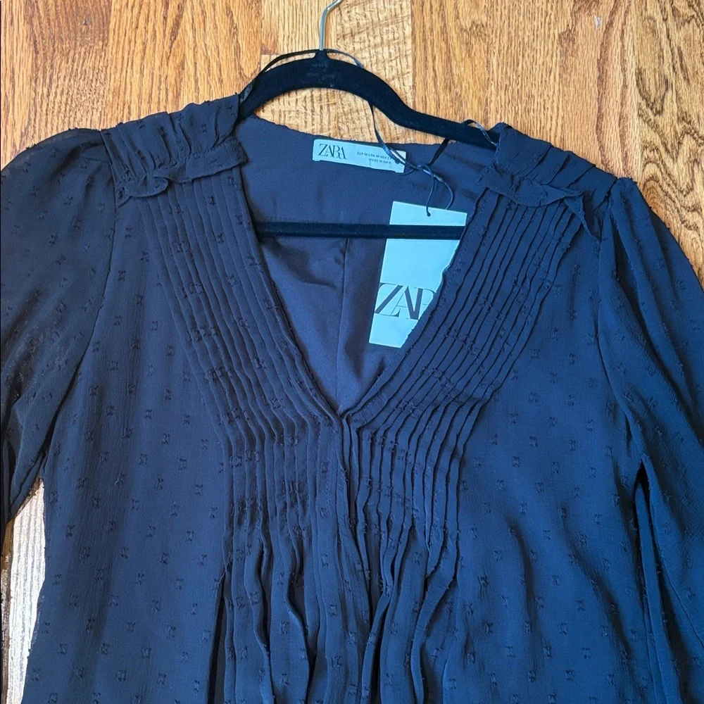 NWT Zara Woman’s Black Long Sleeve Flowy Dress Size M
